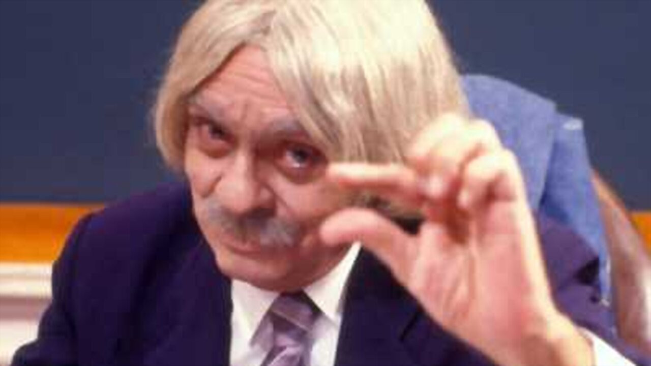 Backdrop for Escolinha do Professor Raimundo