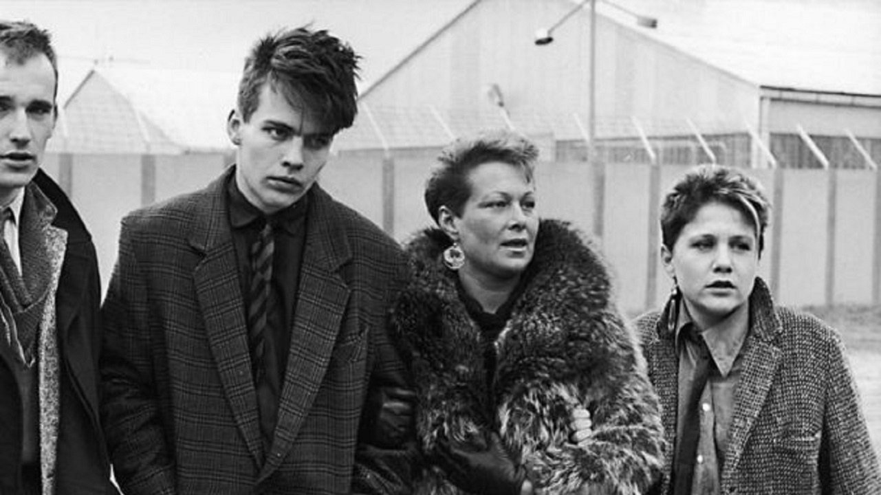 Backdrop for Hótreál