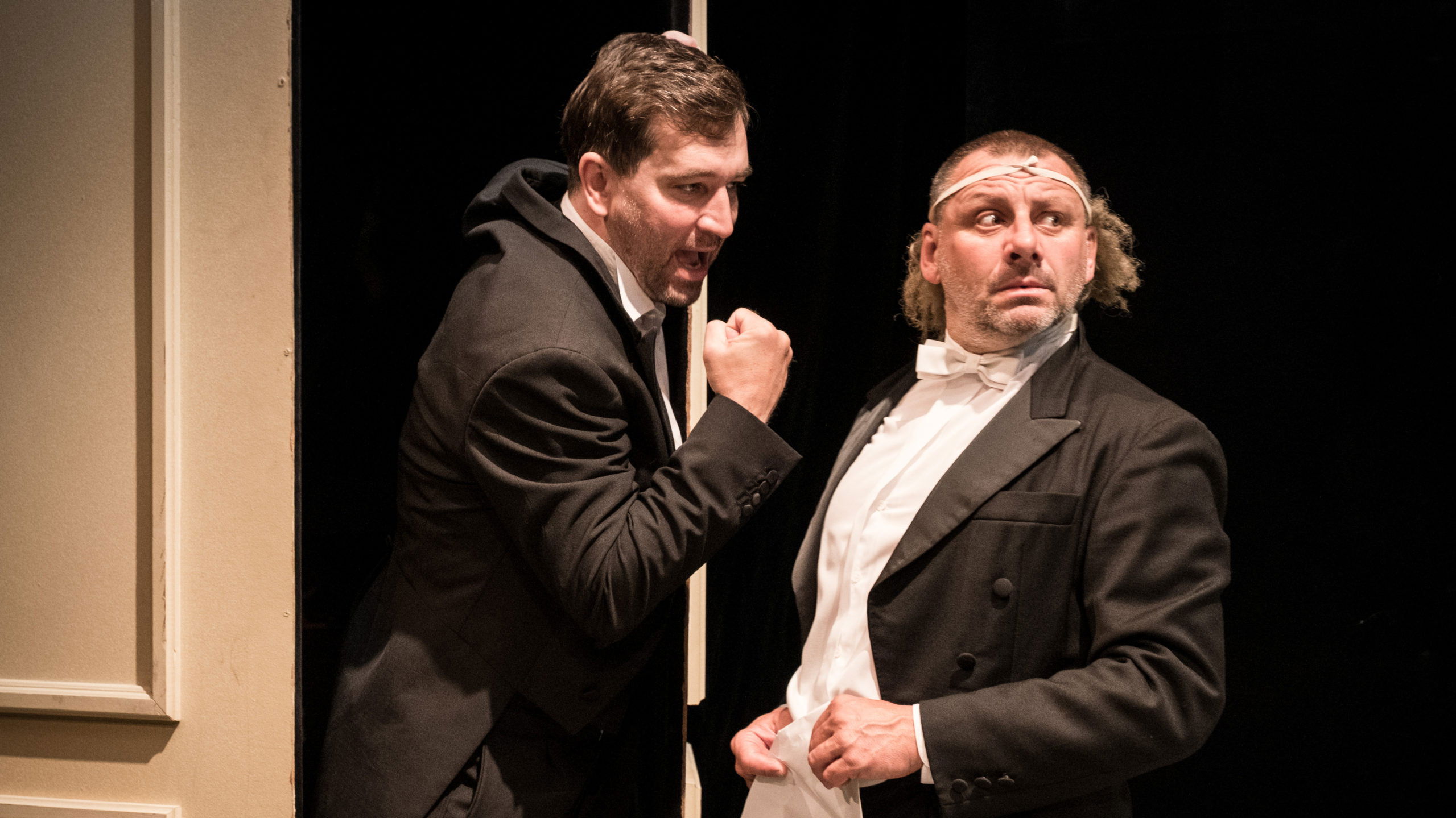 Backdrop for Dámský krejčí