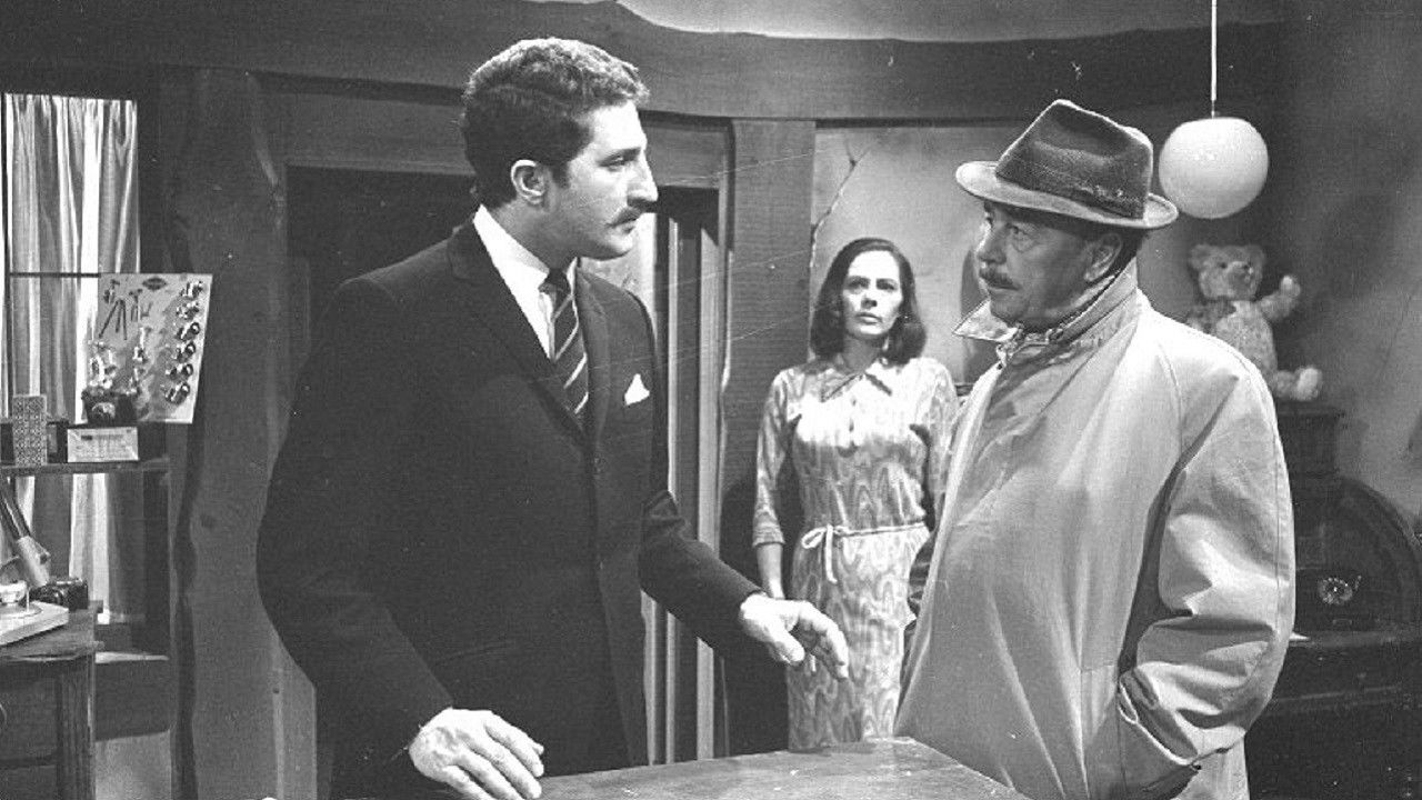 Backdrop for Maigret