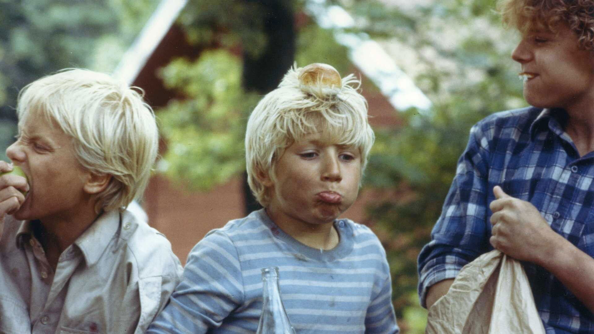 Backdrop for Pirates of the Lake