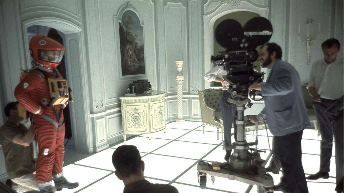 Backdrop for Wonderland: Science Fiction in the Atomic Age