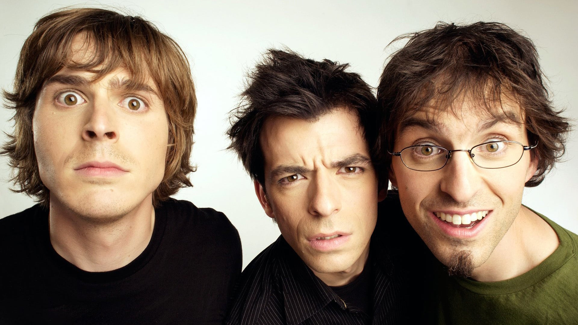 Backdrop for Les Pieds dans la marge