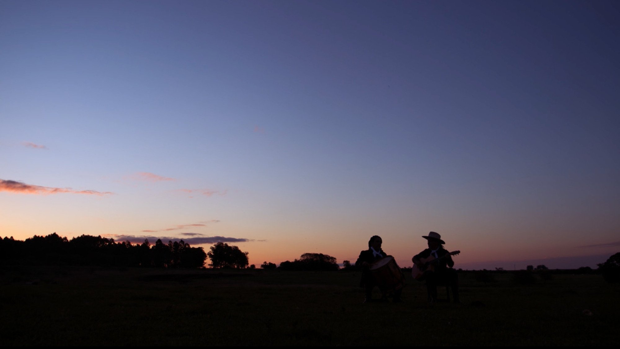 Backdrop for Sobreviventes do Pampa