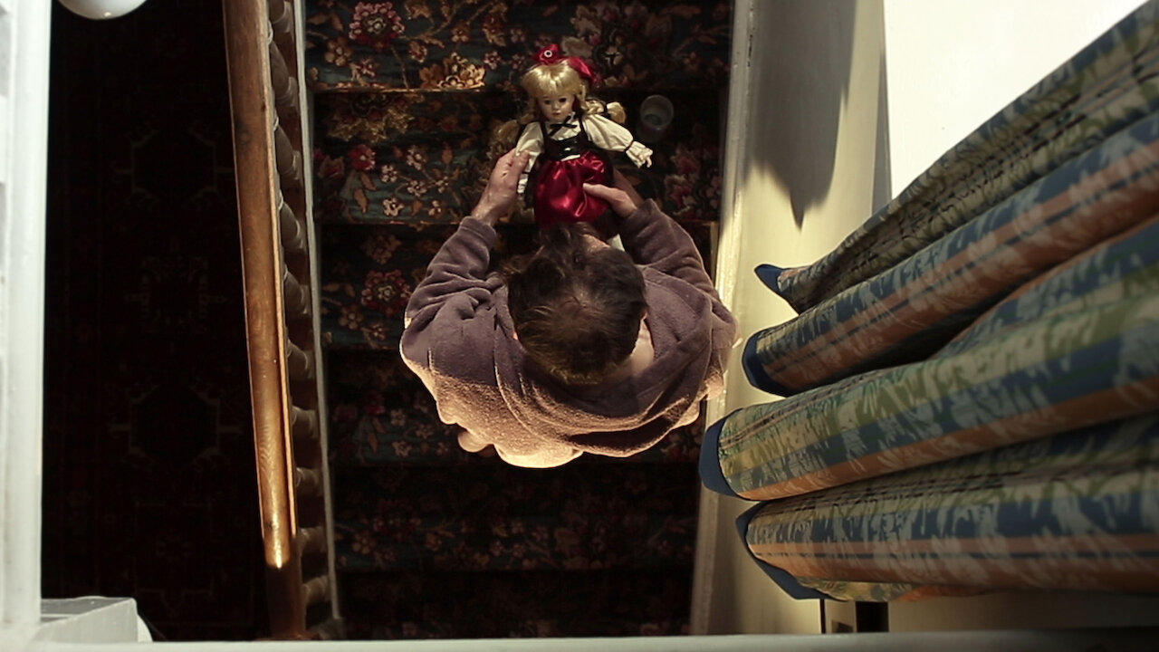 Backdrop for The Last House on Cemetery Lane