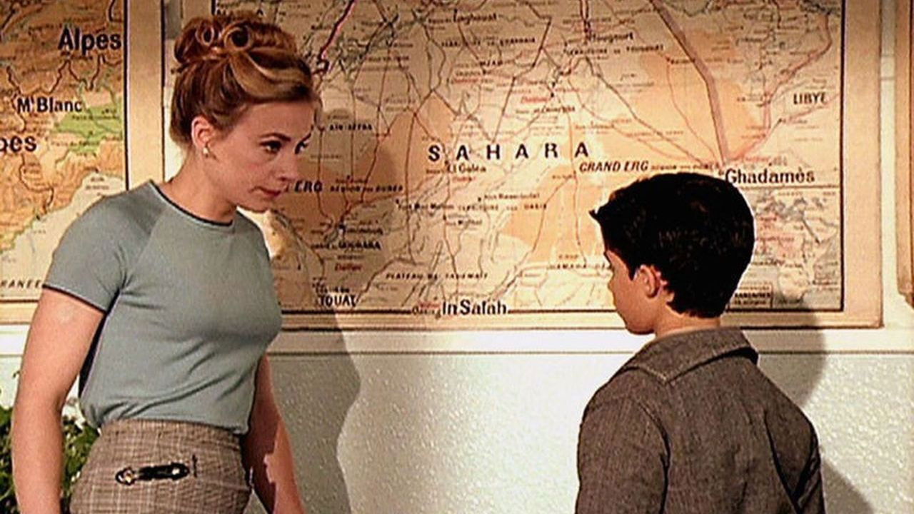 Backdrop for Le porteur de cartable