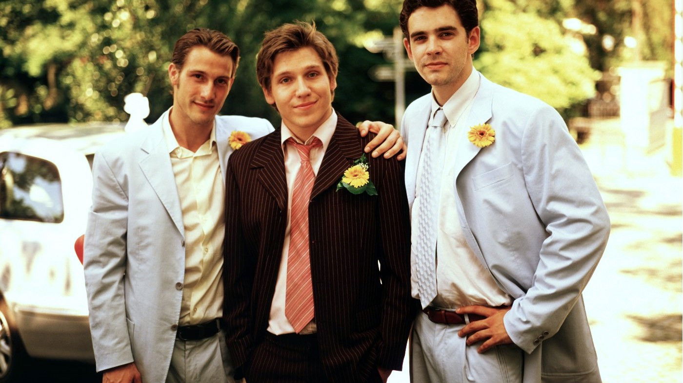 Backdrop for Ganz und gar