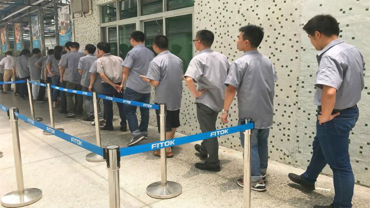 Backdrop for Bloß keine Tochter!