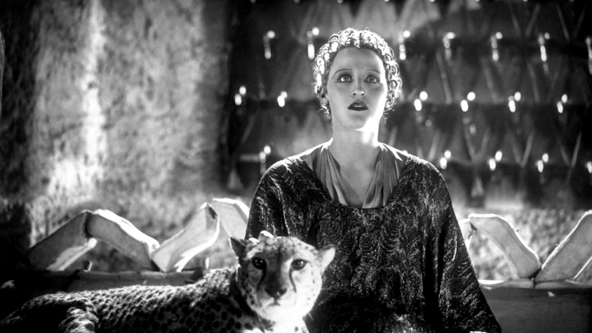 Backdrop for Queen of Atlantis