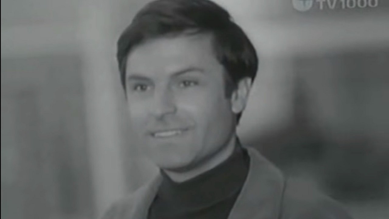 Backdrop for In Front of a Closed Door