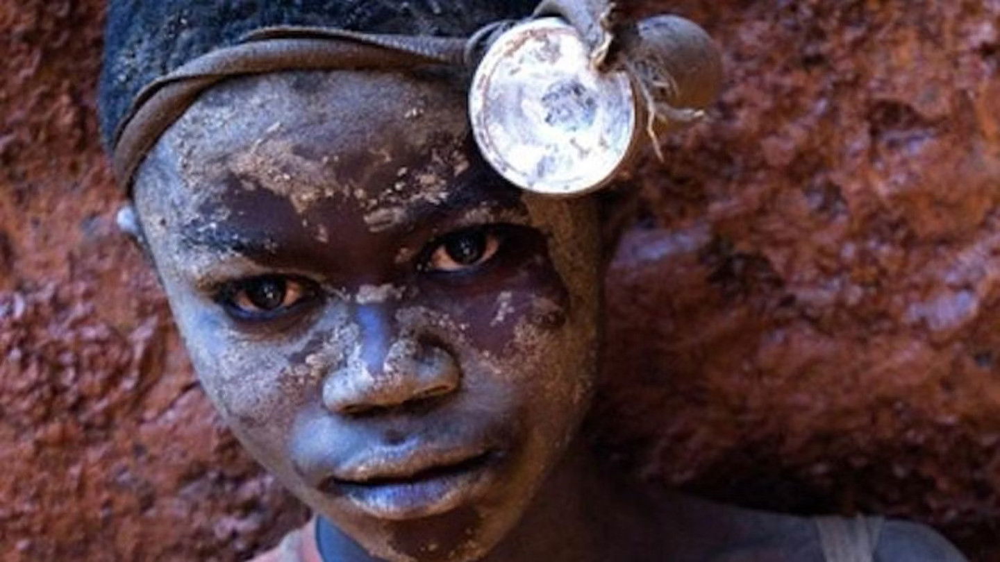 Backdrop for Blood in the Mobile