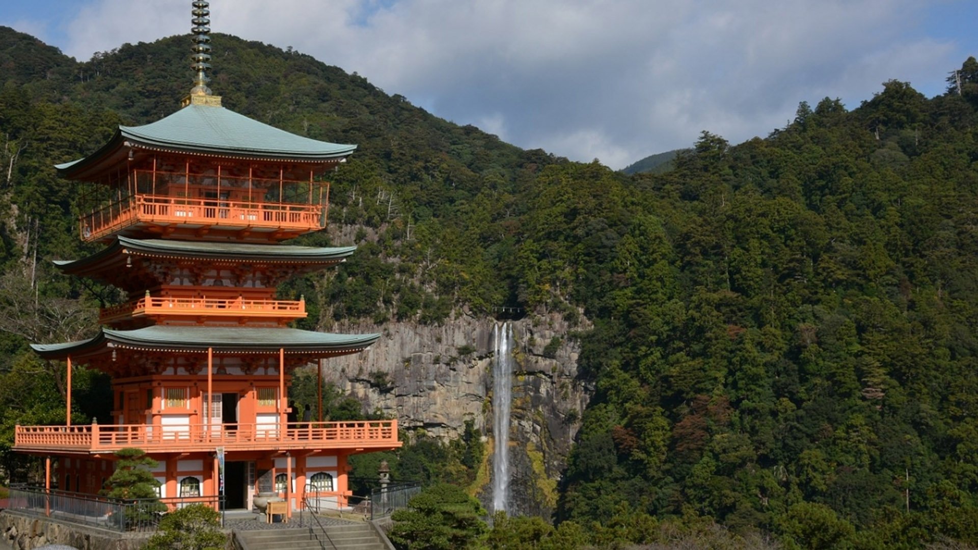 Backdrop for Silence