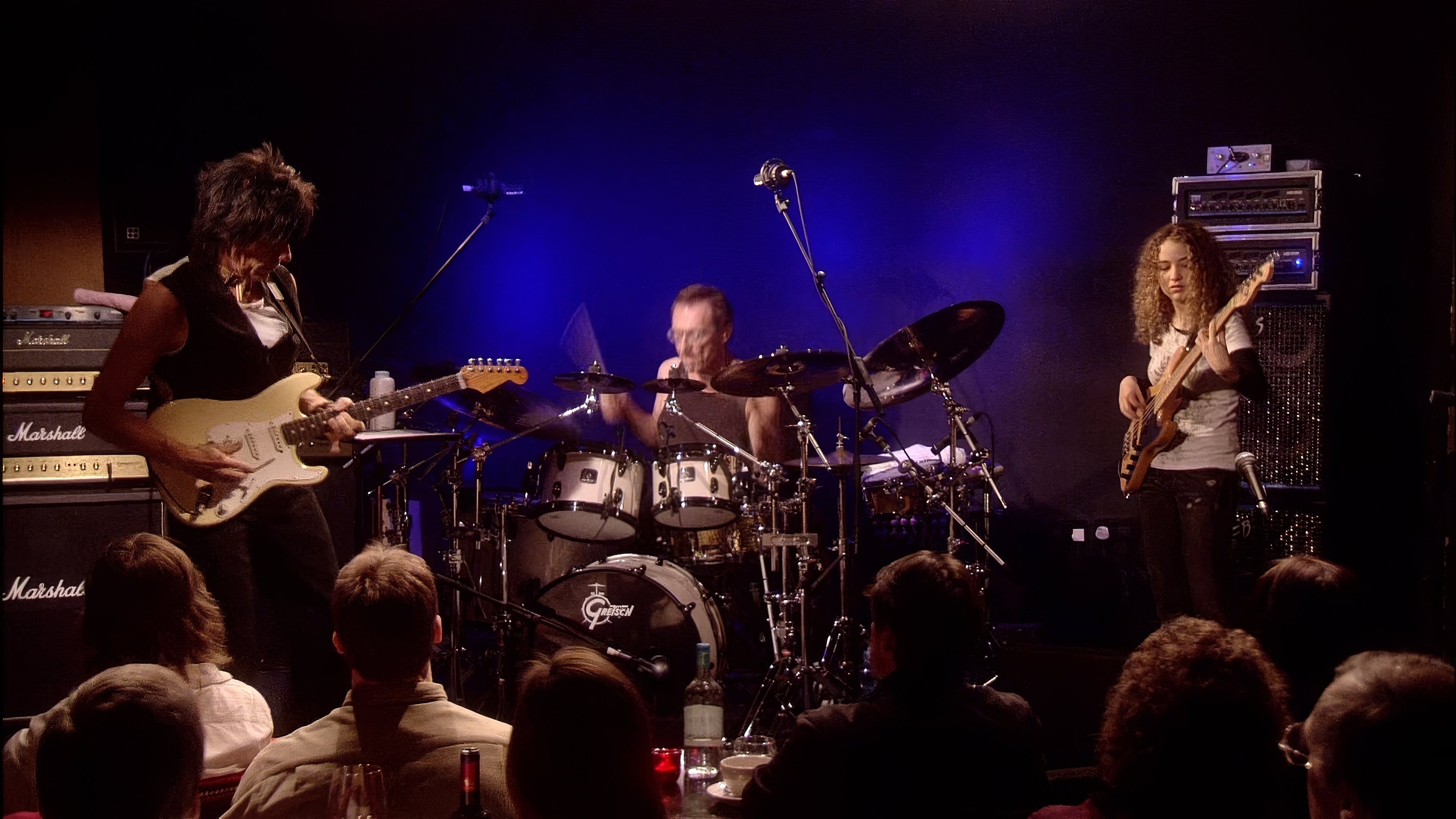 Backdrop for Jeff Beck: Performing This Week... Live At Ronnie Scott's