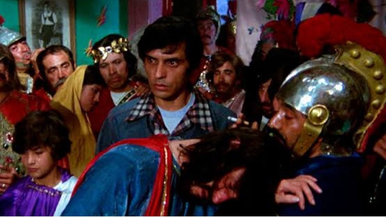 Backdrop for El elegido