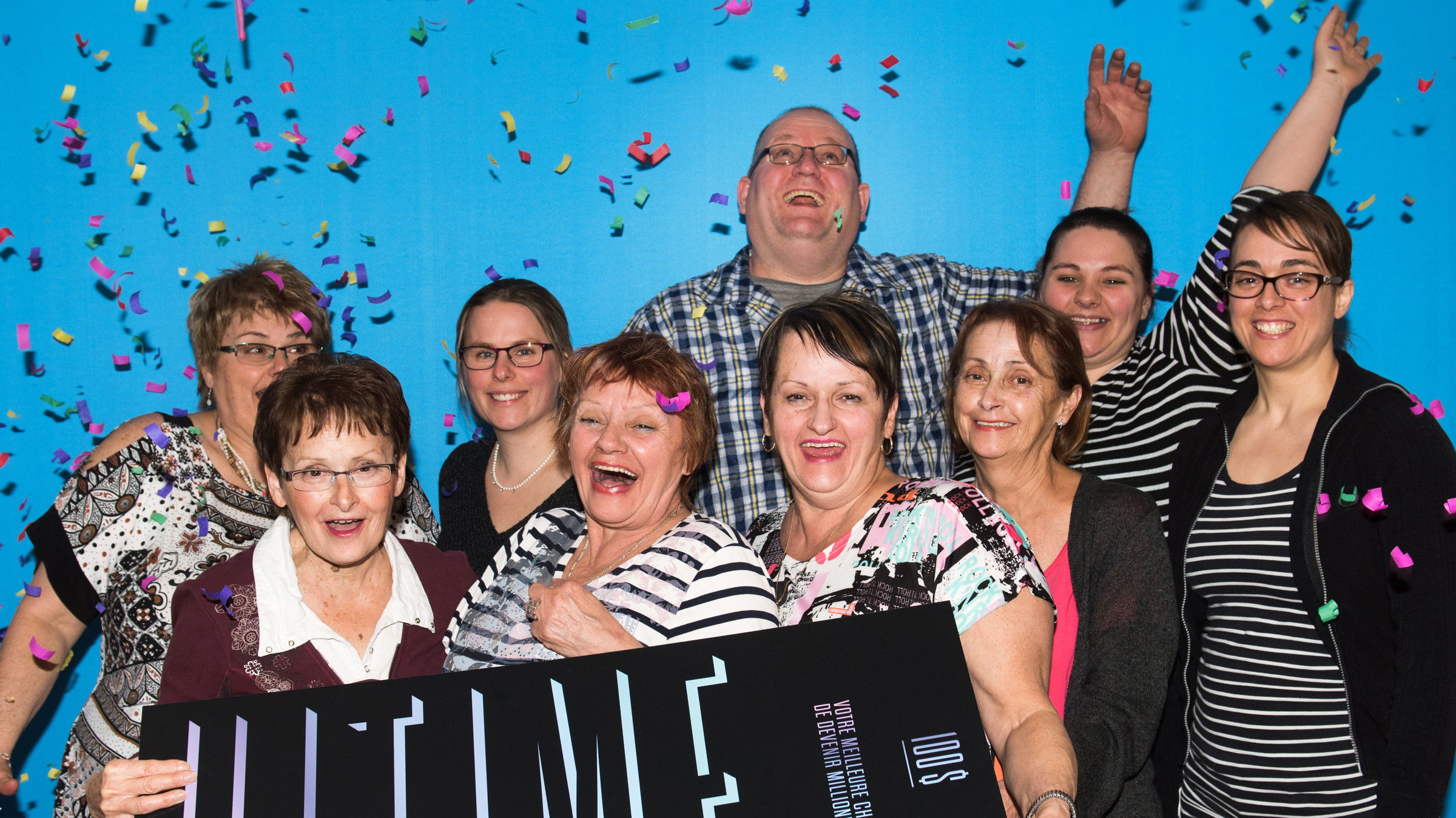 Backdrop for Ça change pas le monde