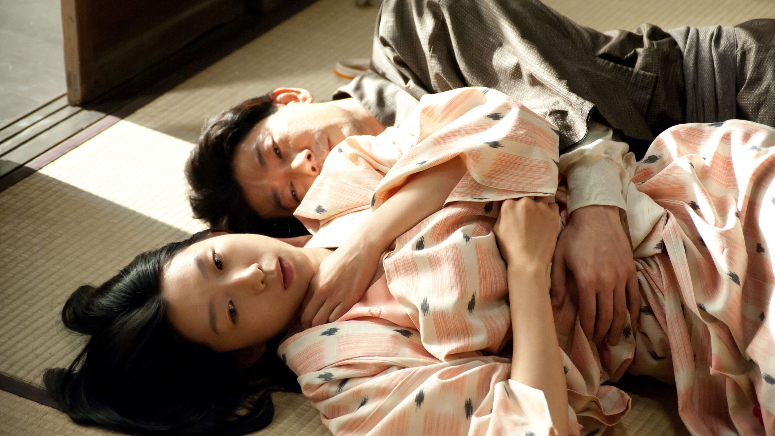 Backdrop for The War and a Woman