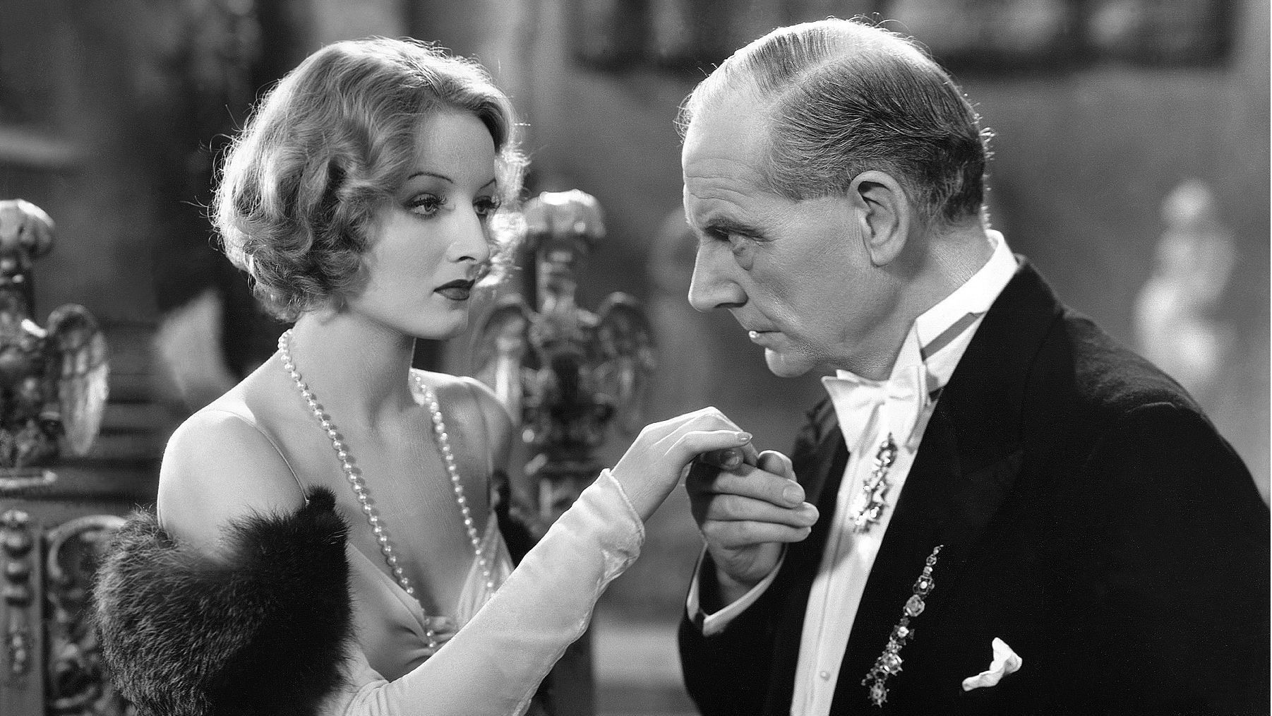 Backdrop for Secrets of the French Police