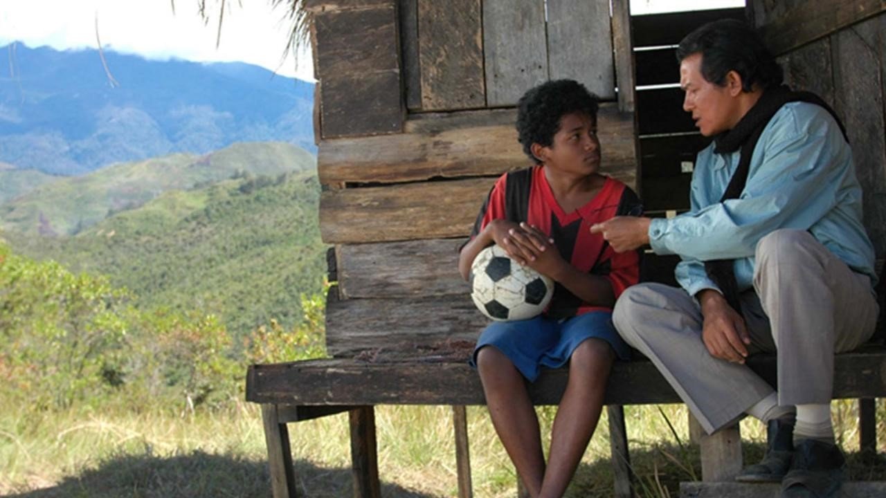 Backdrop for Denias, Singing on the Cloud