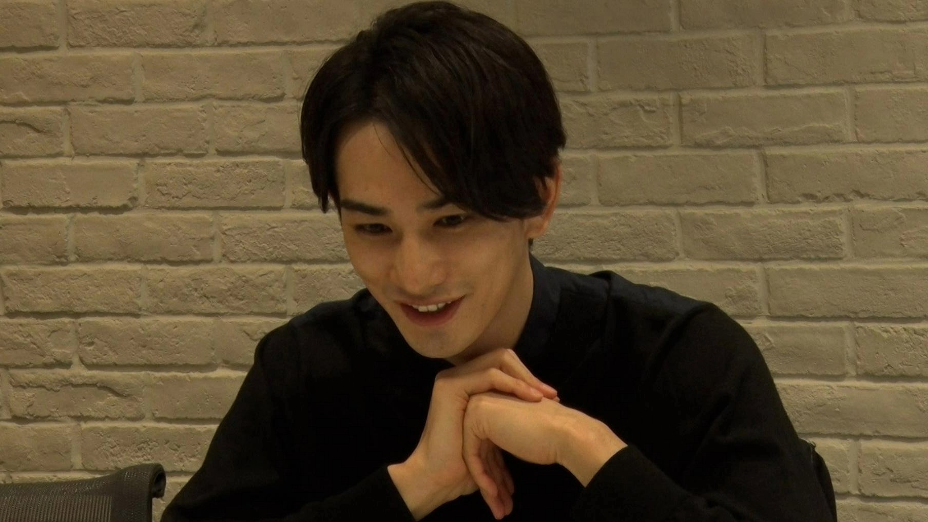 Backdrop for Draw a Manga Of Me As The Main Character! It’ll Also Be Made Into A Drama!!