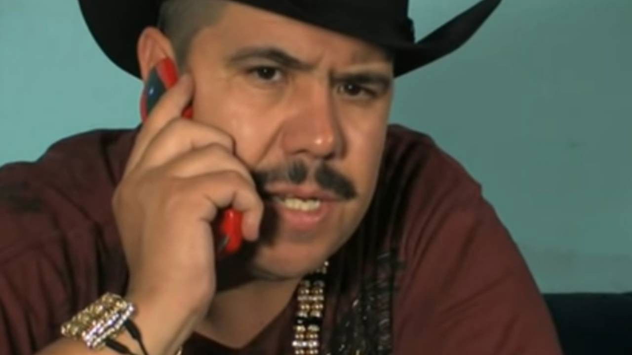 Backdrop for El corrido del 8