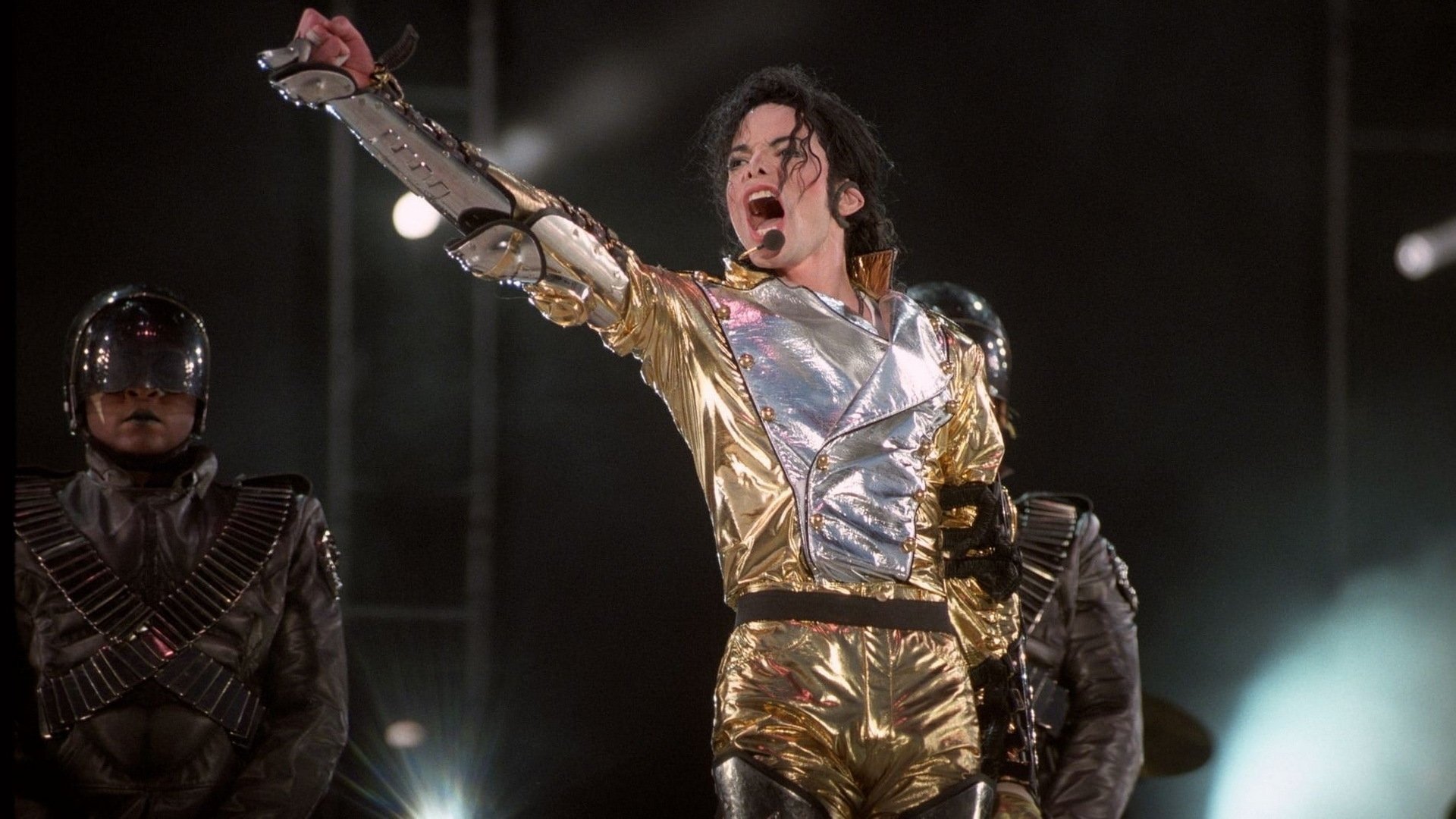 Backdrop for Michael Jackson: HIStory World Tour - Live in Munich