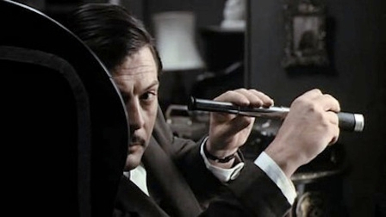 Backdrop for Leo the Last