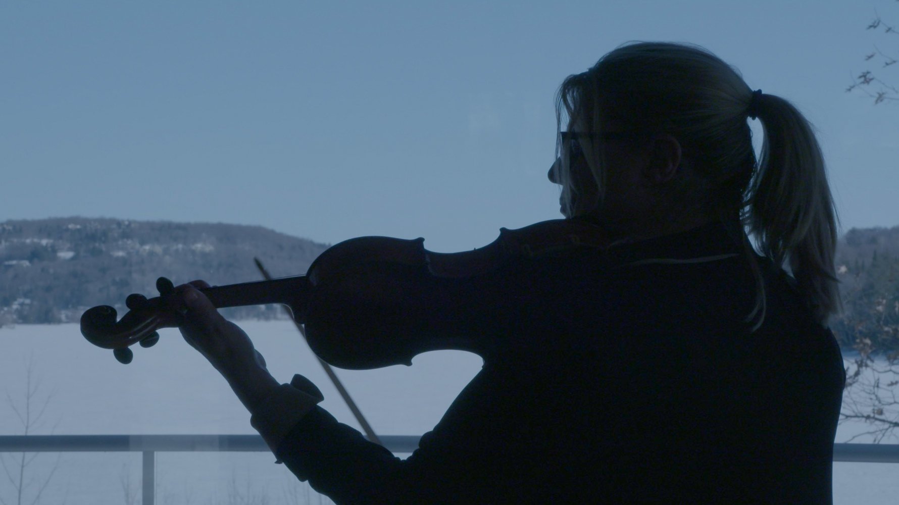 Backdrop for Angèle, Virtuoso