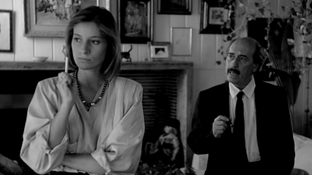 Backdrop for Crónica sentimental en rojo