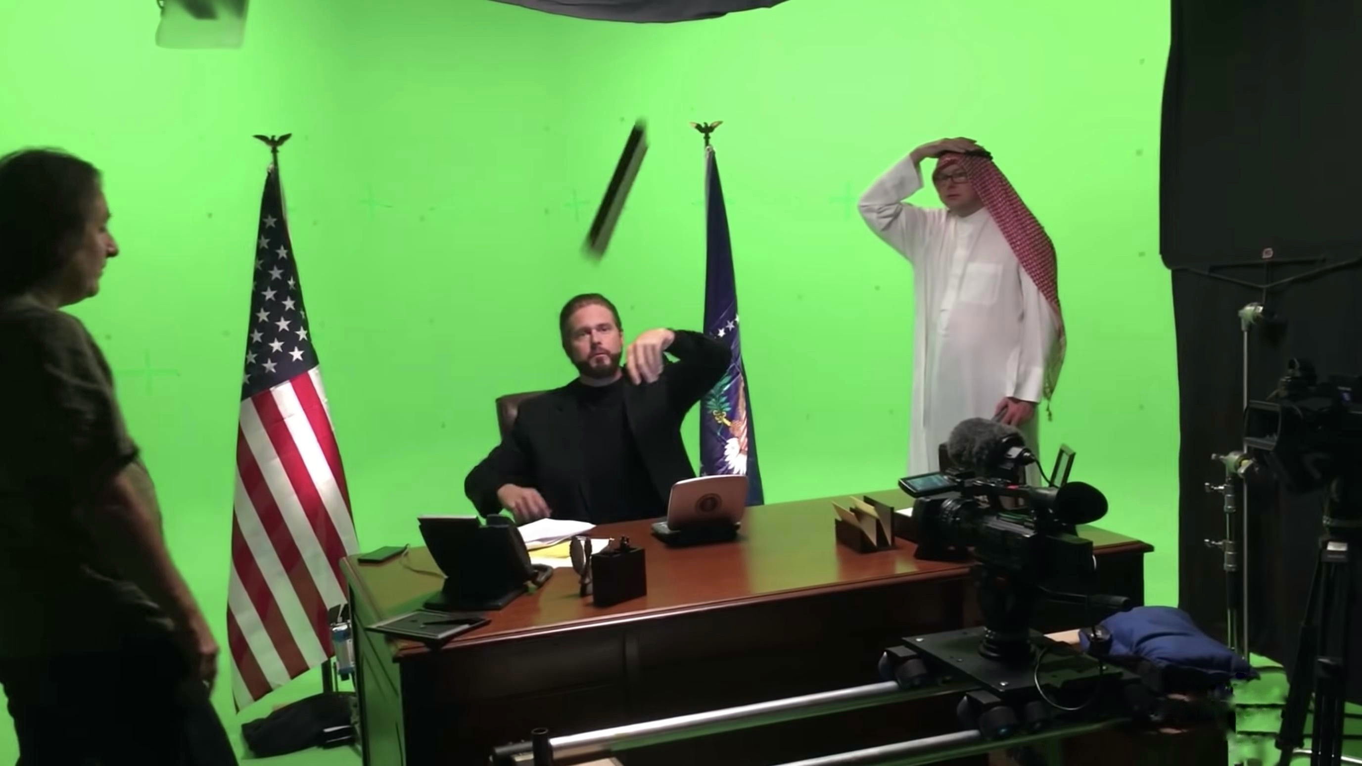 Backdrop for Decker Vs. Dracula: Behind The Truth