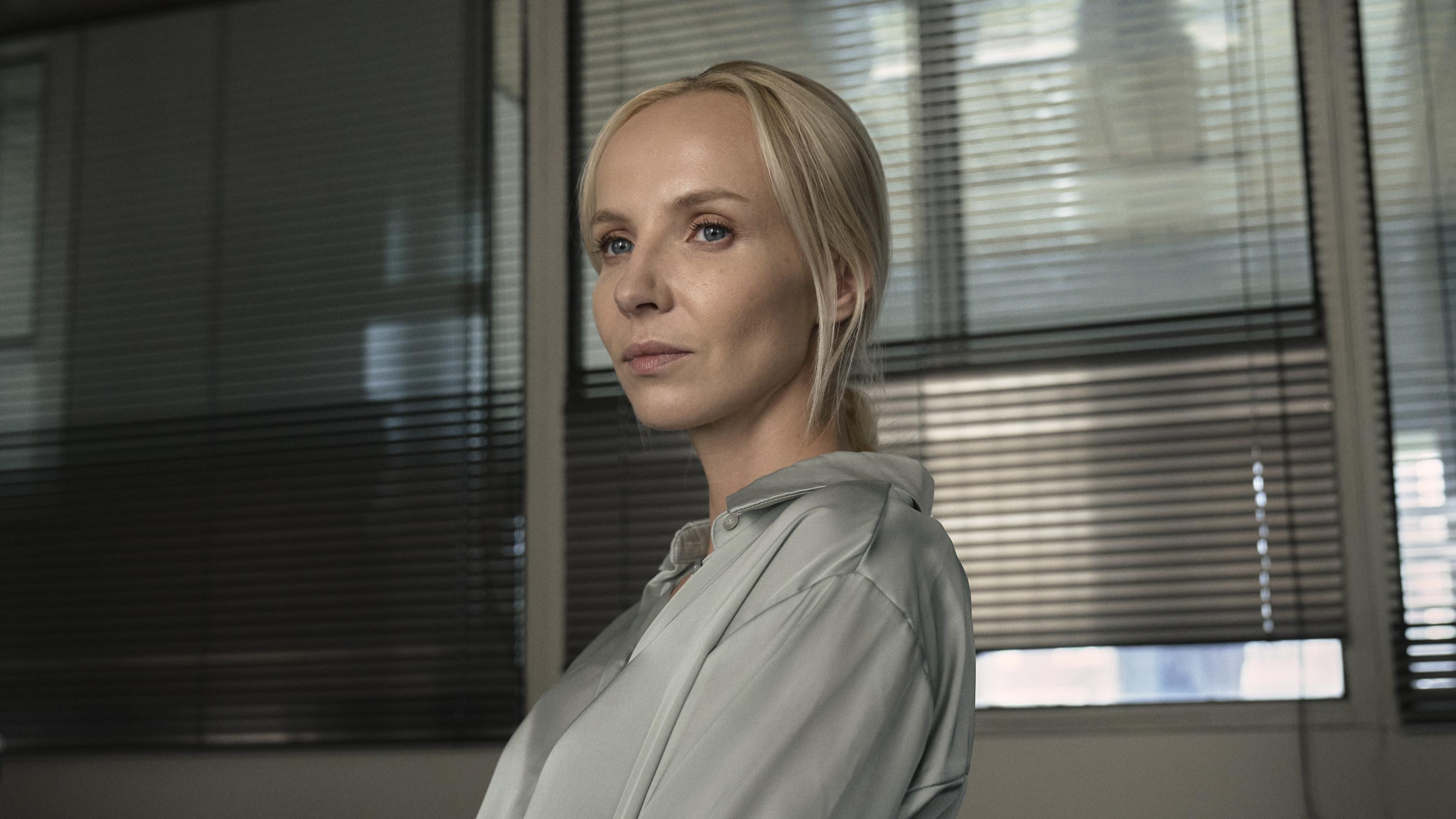 Backdrop for Suppressed