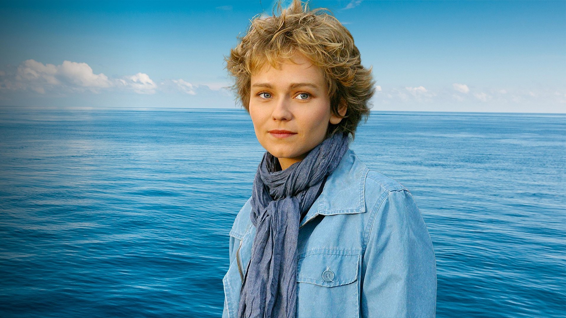 Backdrop for Le Bleu de l’Océan