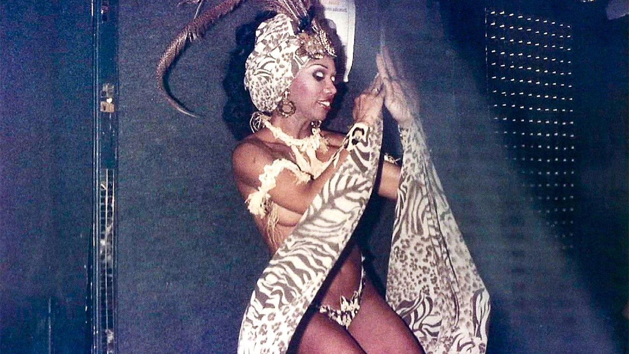 Backdrop for Vollúpya