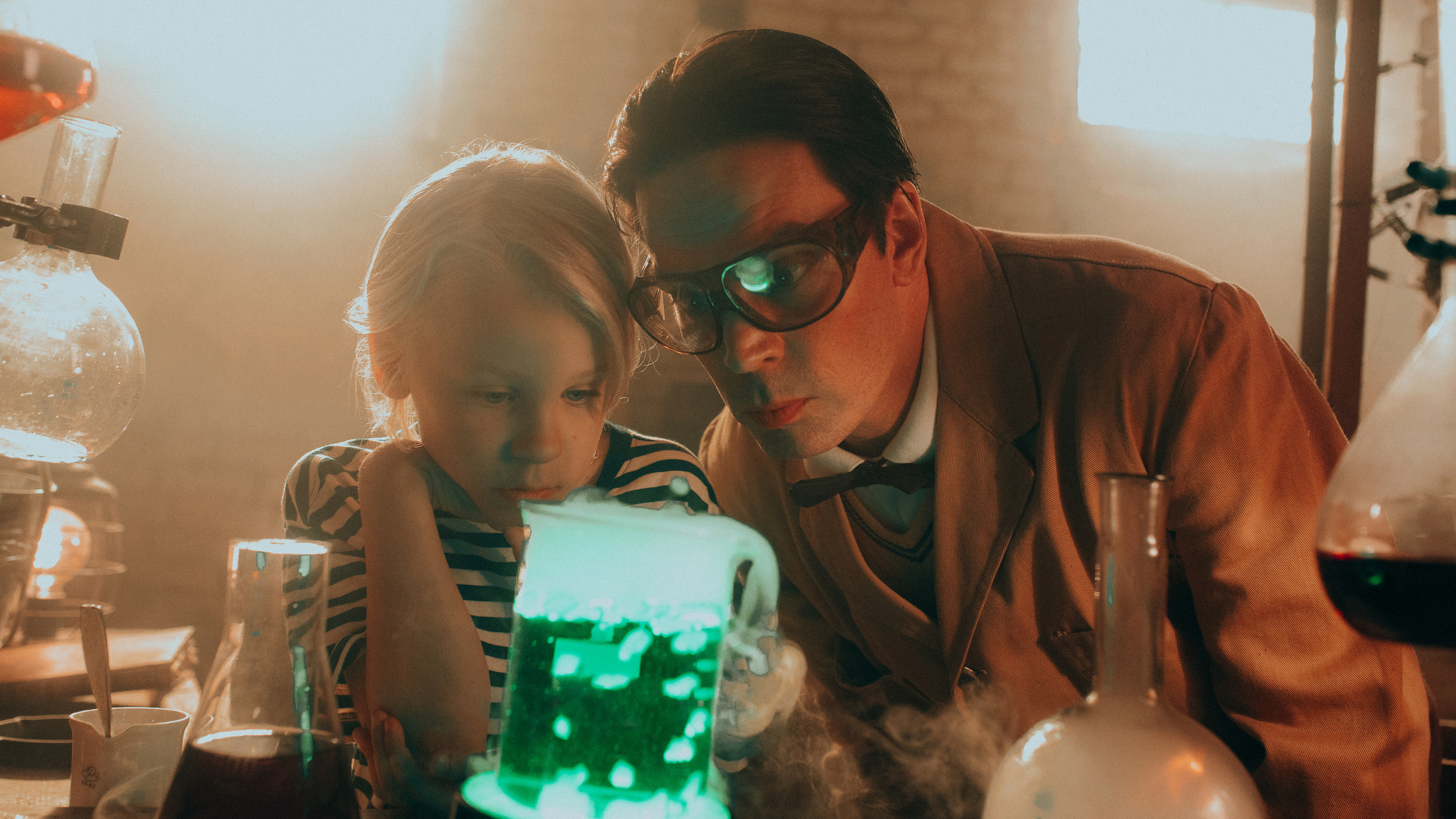 Backdrop for Arnold Cautious and the Happiness Stone