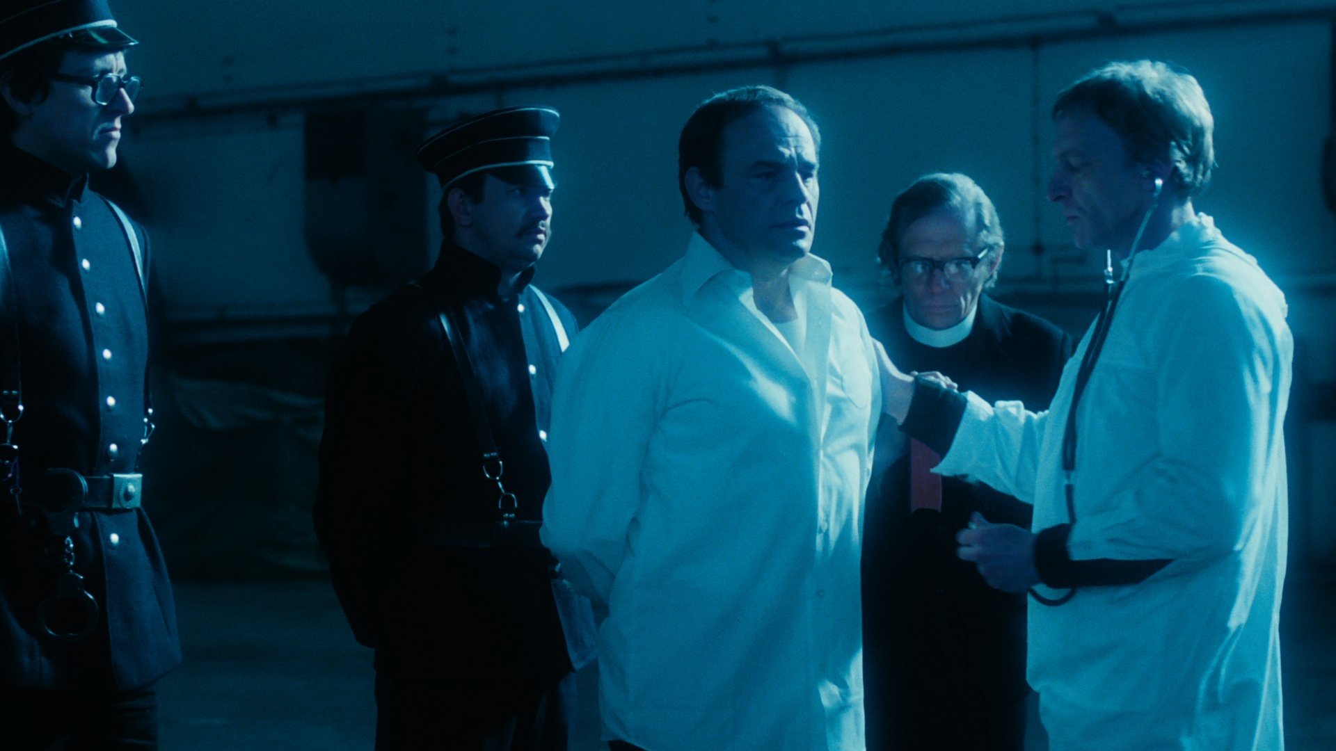 Backdrop for The War of the Worlds: Next Century