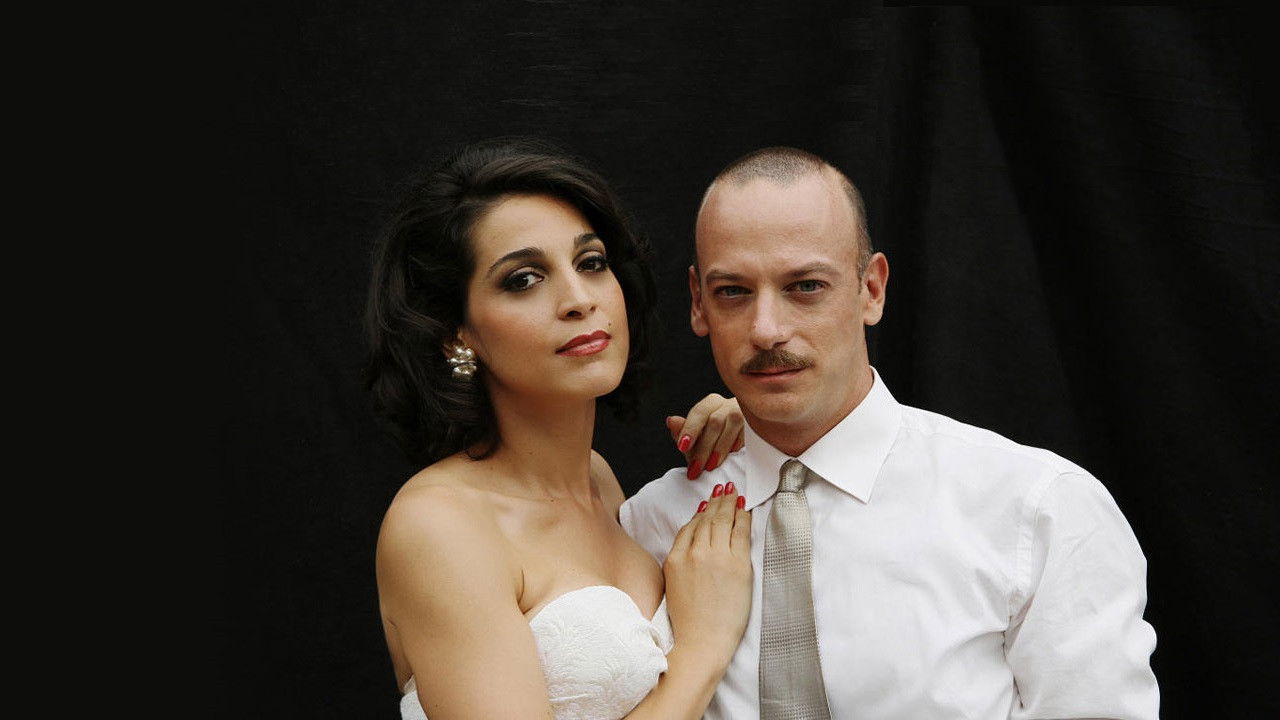 Backdrop for Amore che vieni, amore che vai