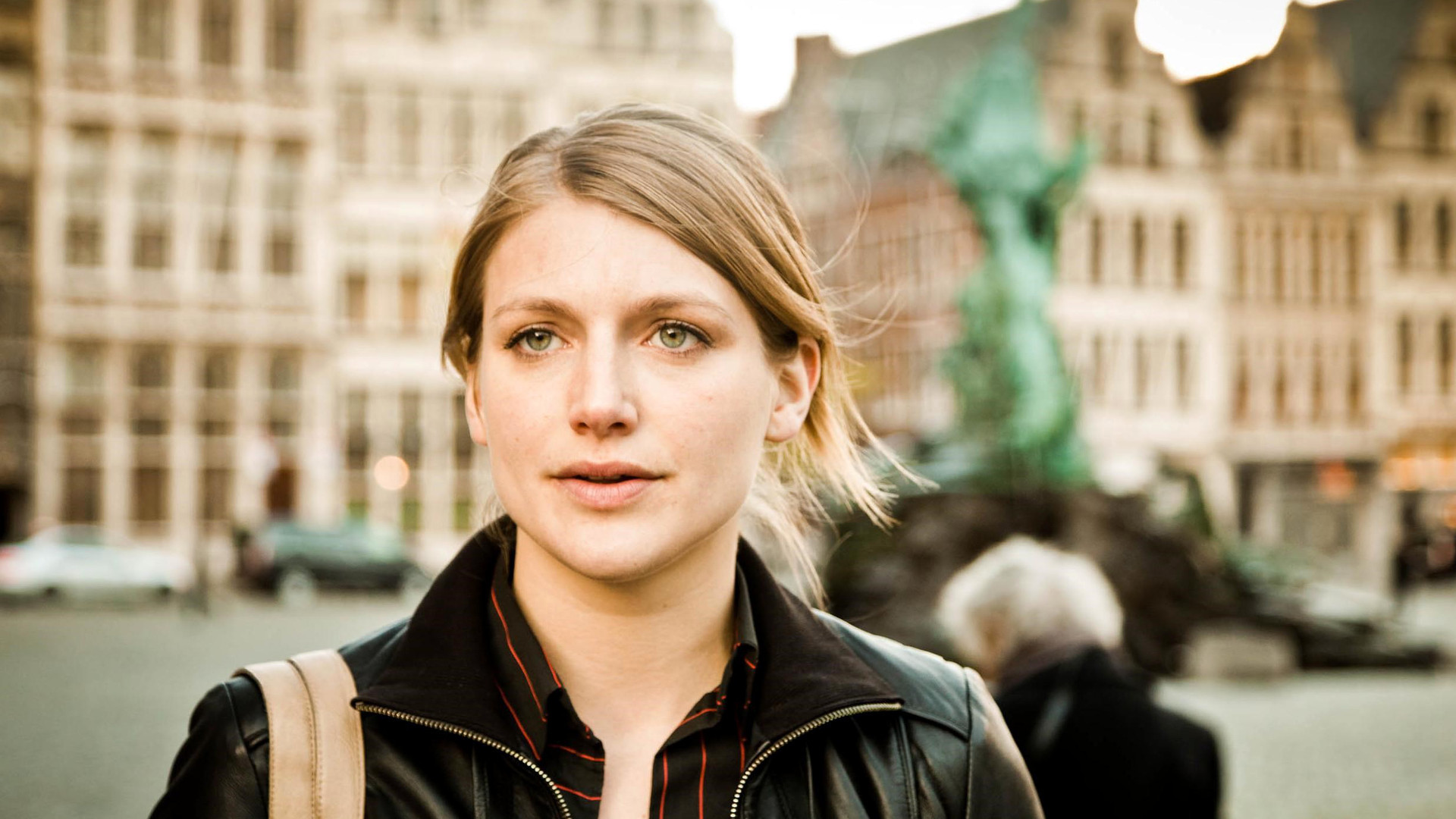 Backdrop for Deadline 25/5