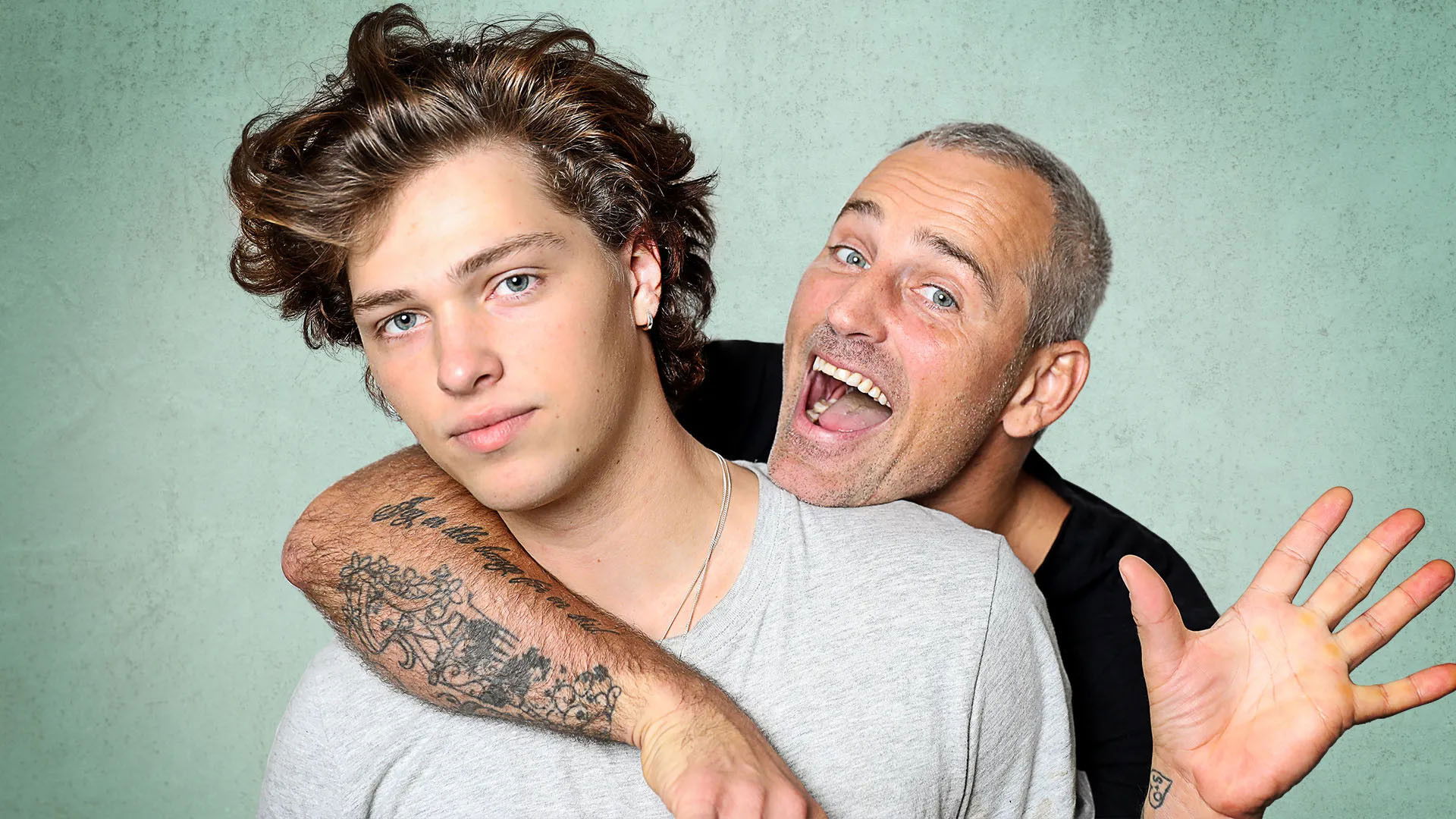 Backdrop for Mere voksen end Bjerrehuus