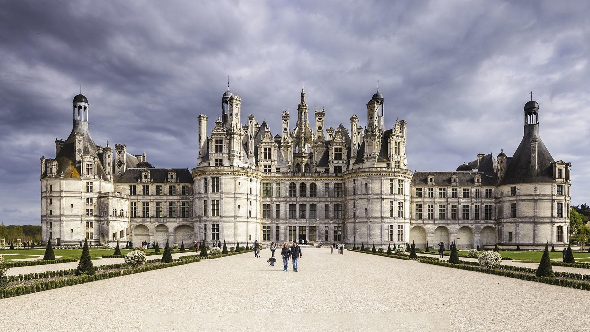 Backdrop for Chambord: The Leonardo Da Vinci Mystery