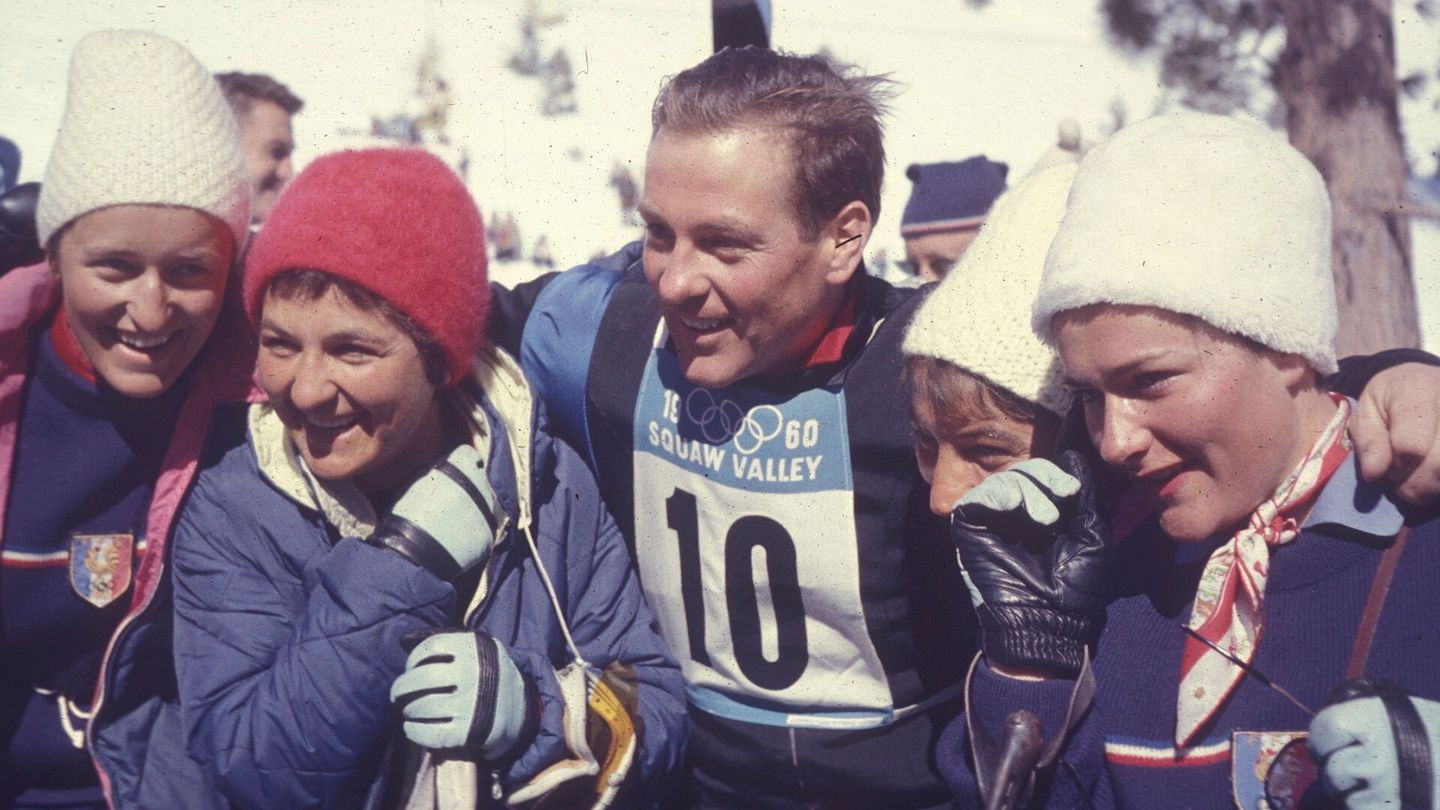 Backdrop for Magic in the Mountains