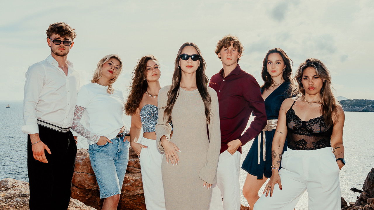 Backdrop for #LoveMe