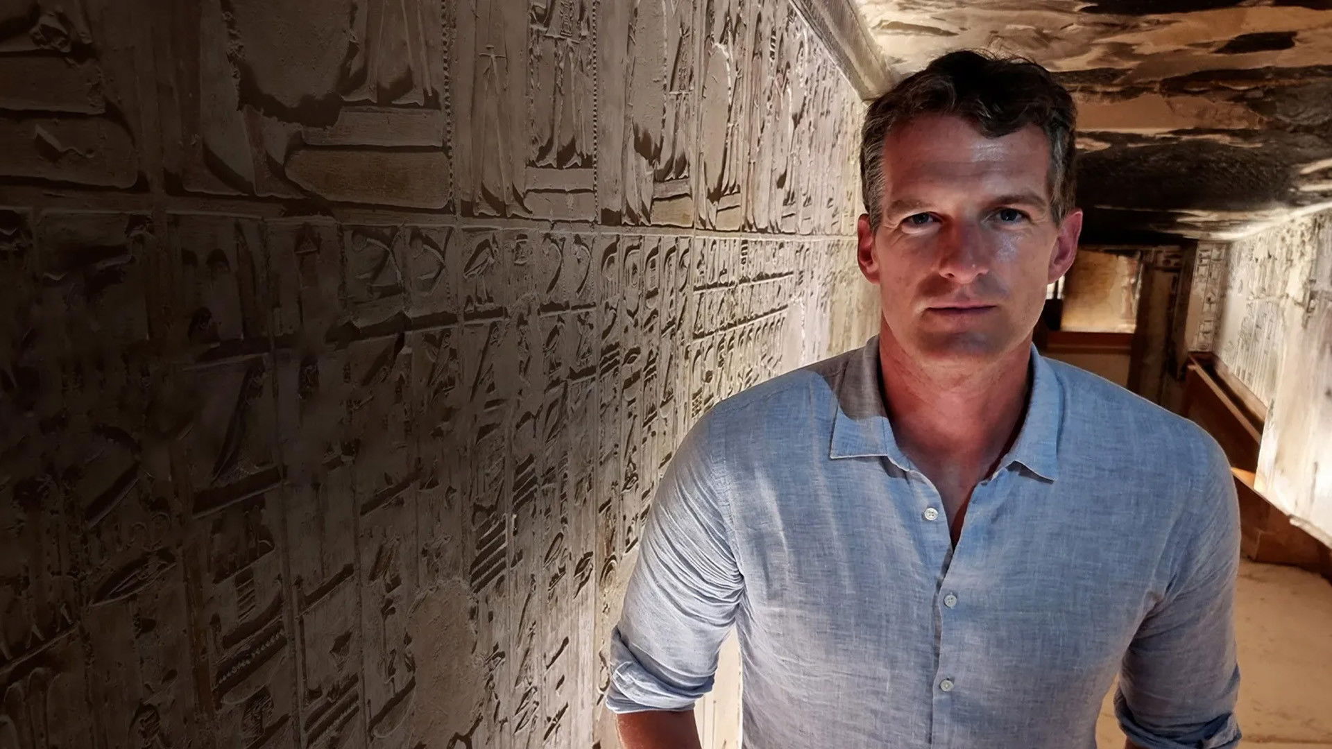 Backdrop for Greatest Discoveries with Dan Snow