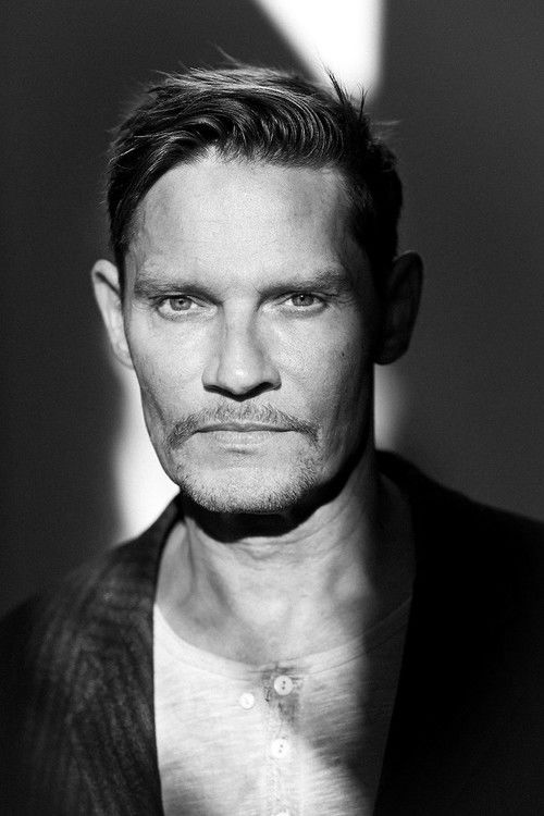 Photo of Roberto Thoenelt