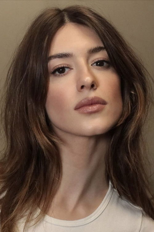 Photo of Daisy Edgar-Jones