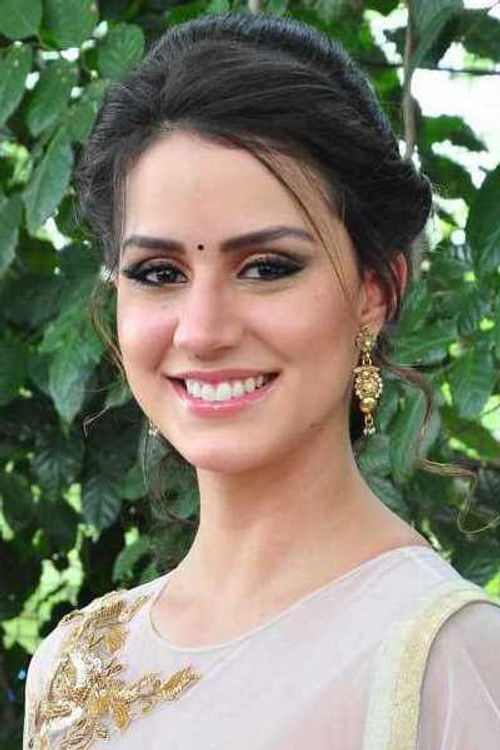 Photo of Larissa Bonesi