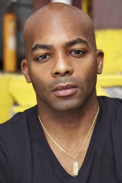 Photo of Brandon Victor Dixon