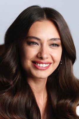 Photo of Neslihan Atagül