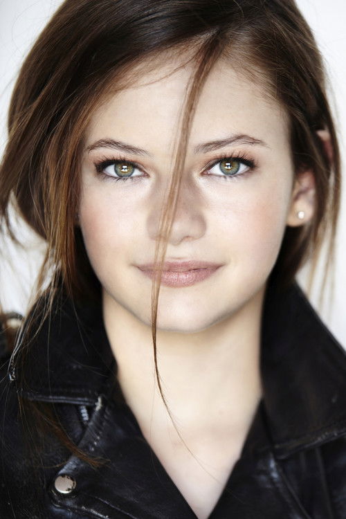 Photo of Mackenzie Foy