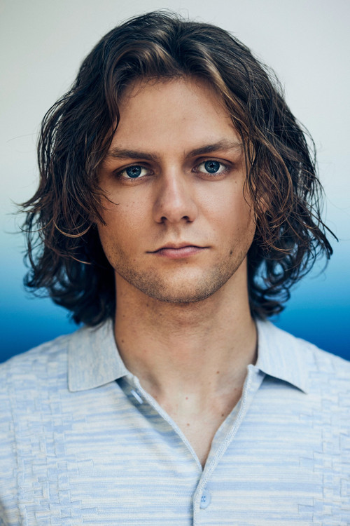 Photo of Ty Simpkins