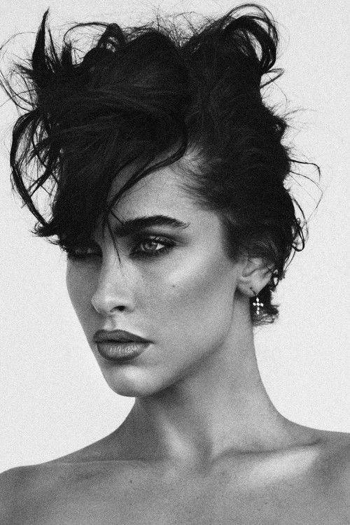 Photo of Ellie Gonsalves