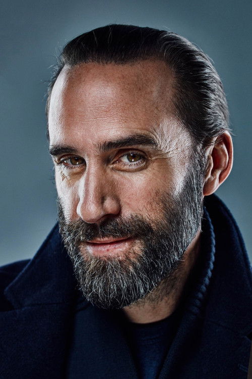 Photo of Joseph Fiennes